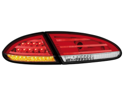 LED R�ckleuchten Seat Leon 1P 05-09 red/crystal mit LED Blinker