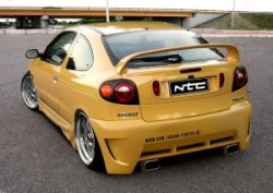Renault Megane Hecksto�stange SL-Design