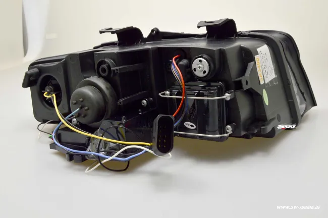 SW-DRL Scheinwerfer für AUDI A4 B6 8E 01-04 LED Tagfahrlicht chrome