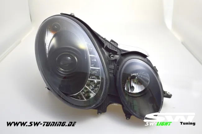 SW-Light Scheinwerfer Mercedes Benz E-Klasse W211 02-06 LED Standlicht Black