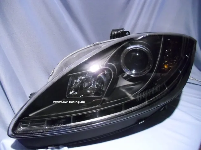 SW-Light headlights Seat Leon 1P1 09-12 Facelift LED positionlight black