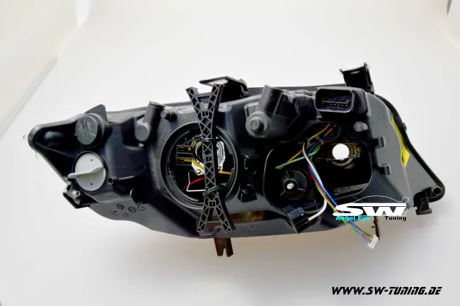 Angel Eye headlights for 3Series BMW E90 E91 05-13 2 High LED halo rims black