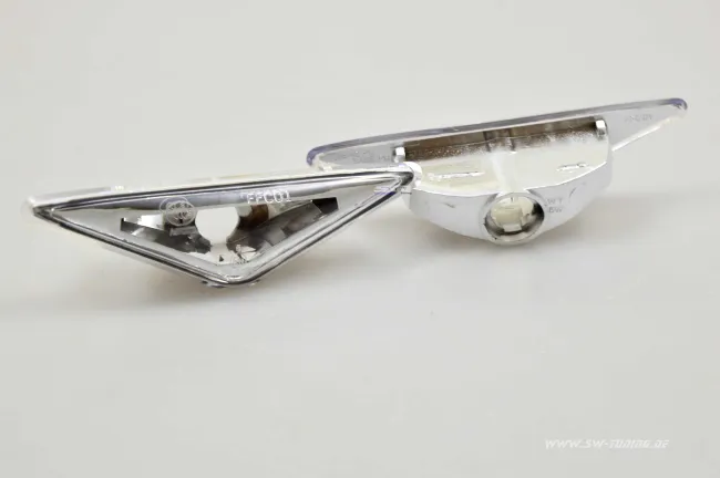 SW- Seitenblinker für Ford Focus Mk1 98-04 / Mondeo Mk3 00-08 chrome