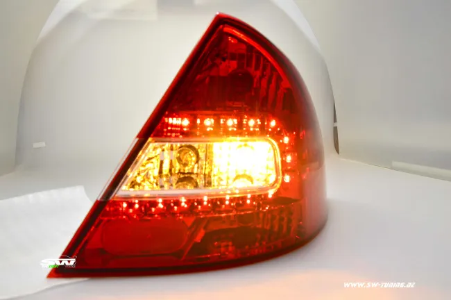 SW-Light LED Rückleuchten passend für Ford Mondeo Mk3 Stufenheck/Fließheck red/chrystal Typ B4Y/B5Y