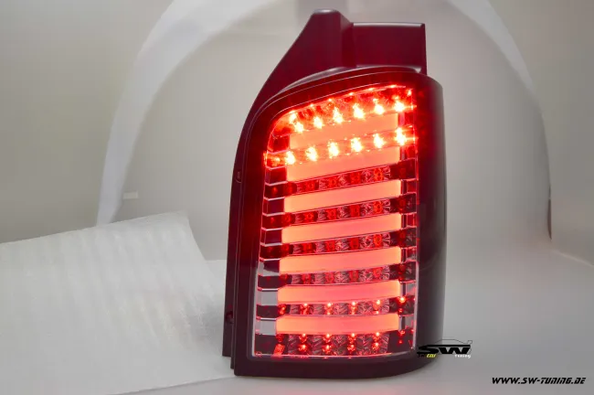 SW-Celi LED Rückleuchten passend für VW T5 Typ 7H 7E 03-15 Lightbar chrom / black