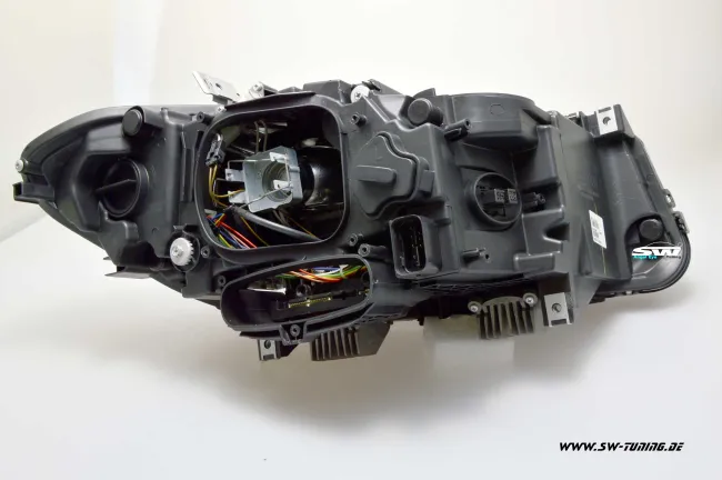 Angel Eye Xenon Scheinwerfer für 5er BMW F10 F11 Lim/Touring 10-13 High LED TFL Standlichtringe black