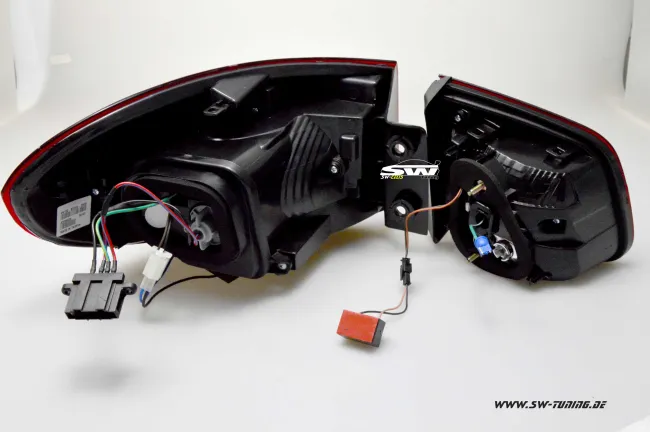 SW-Celi LED Rückleuchten für VW Tiguan 5N 07-10 Lightbar red / smoke