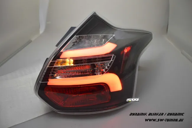 SW-Celi LED Rückleuchten für Ford Focus Mk3 CB8 DYB 11-15 5Türer-Fließheck Lightbar Black
