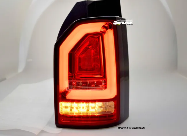 SW-Celi LED Rückleuchten für VW T6 Typ SG 16-20 Heckklappe red/clear mit Wischblinker