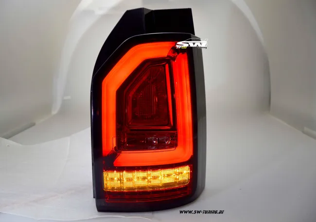 SW-Celi LED Rückleuchten für VW T6 Typ SG 16-20 Heckklappe red/smoke mit Wischblinker