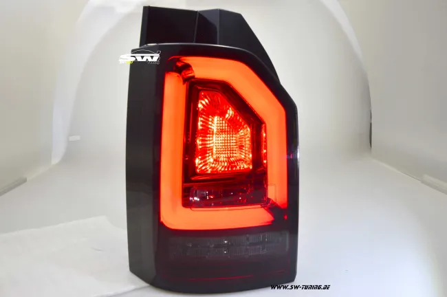 SW-Celi LED Rückleuchten für VW T6 Typ SG 16-20 red/smoke mit Wischblinker für Werks LED