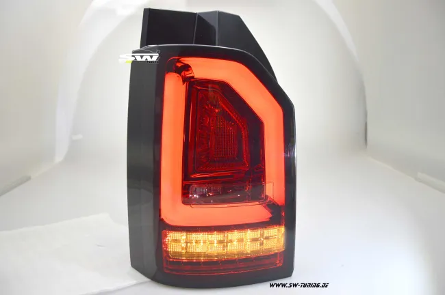 SW-Celi LED Rückleuchten für VW T6 Typ SG 16-20 red/smoke mit Wischblinker für Werks LED