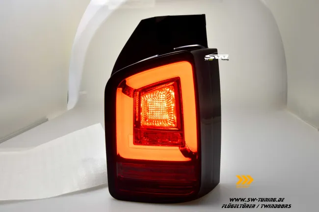 SW-Celi LED Rückleuchten für VW T6 Typ SG 16-20 Flügeltür red/smoke mit Wischblinker