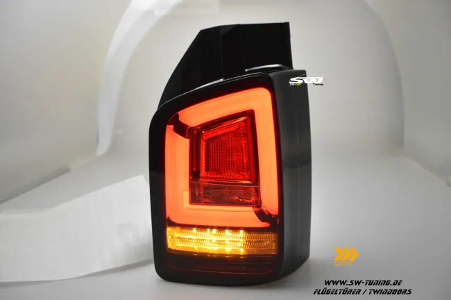 SW-Celi LED Rückleuchten für VW T6 Typ SG 16-20 Flügeltür red/smoke mit Wischblinker