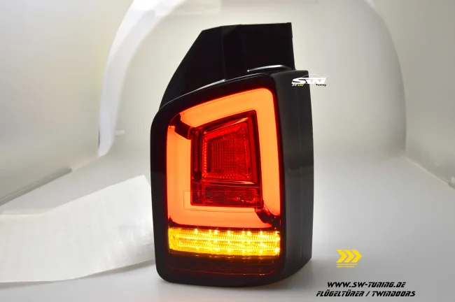 SW-Celi LED Rückleuchten für VW T6 Typ SG 16-20 Flügeltür red/smoke mit Wischblinker