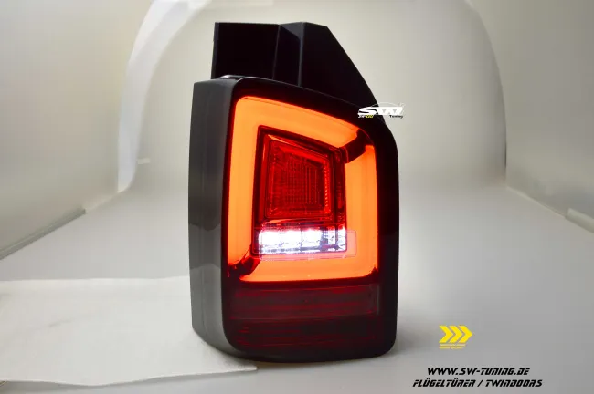 SW-Celi LED Rückleuchten für VW T6 Typ SG 16-20 Flügeltür red/smoke mit Wischblinker