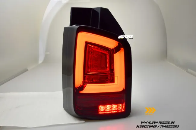SW-Celi LED Rückleuchten für VW T6 Typ SG 16-20 Flügeltür red/smoke mit Wischblinker