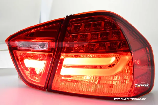 SWCeli LED Rückleuchten für 3er BMW E90 Limo 05-08 red/red Lightbar (nicht 335d)