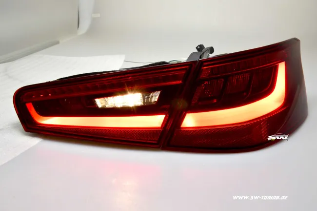 SW-Celi LED Rückleuchten für Audi A3 8V 3Türer 12-16 red