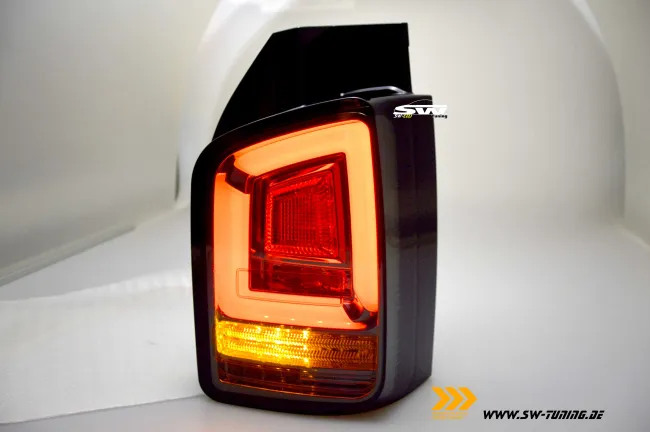 SW-Celi LED Rückleuchten für VW T6 Typ SG 16-20 Flügeltür smoke mit Wischblinker