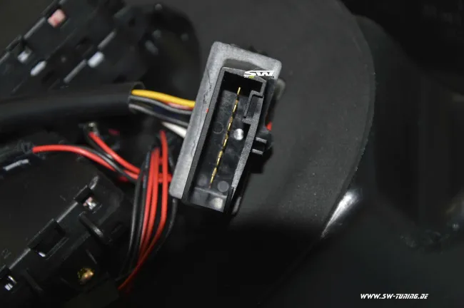 SW-Celi LED Rückleuchten BMW 1er E81/E87 04-07 Black/clear Lightbar