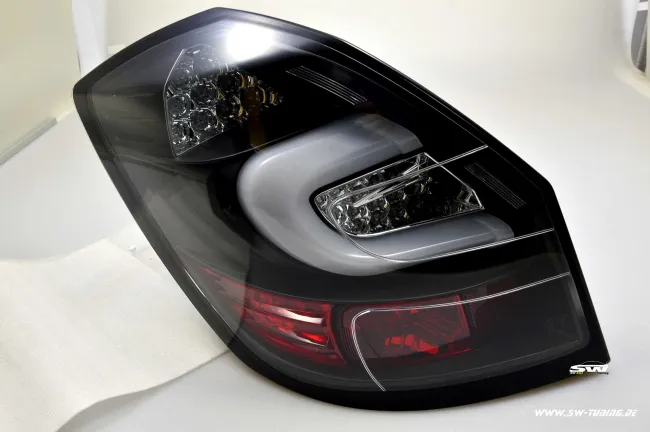 SW-Celi LED taillights Skoda Fabia II 5j 07-15 black / clear Lightbar 5Doors