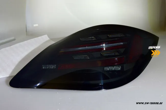 SW-Celi LED Tail Light for Porsche Boxster / Cayman 987.2 Facelift 10-14 black/smoke Lightbar-RED