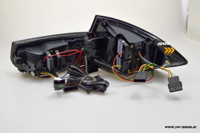 SW-Celi LED taillights suitable for 3Series BMW F30 sedan 12-18 Black/smoke dynamic LED Indicator