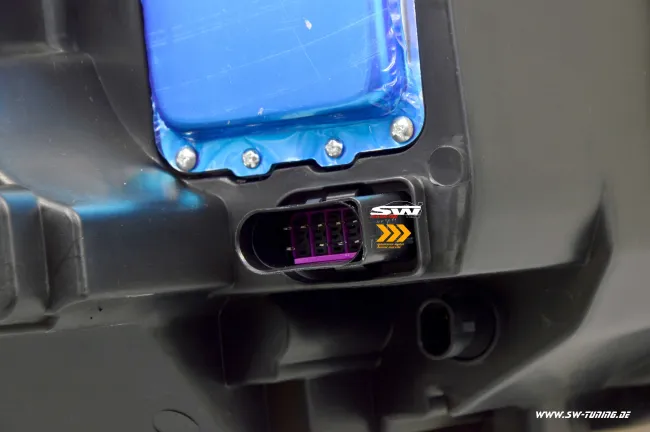 SW-DRLTube Full LED headlights suitable for VW T5 Facelift GP 7H 09-14 LED DRL / dynamic indicator black