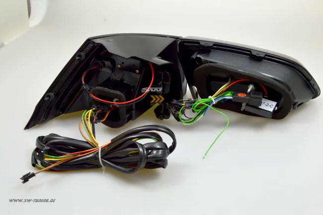 SWCeli LED Rückleuchten passend für VW Golf 7 Variant Kombi 13-17 red/smoke LED Wischblinker