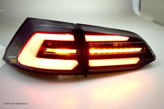 SWCeli LED Rückleuchten passend für VW Golf 7 Variant Kombi 13-17 Black LED Wischblinker