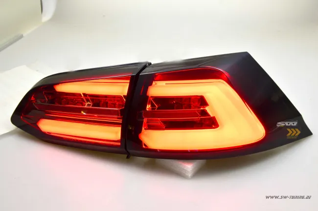 SWCeli LED Rückleuchten passend für Golf 7.5 Facelift Variant Kombi 18-20 red/smoke LED Wischblinker für OE LED