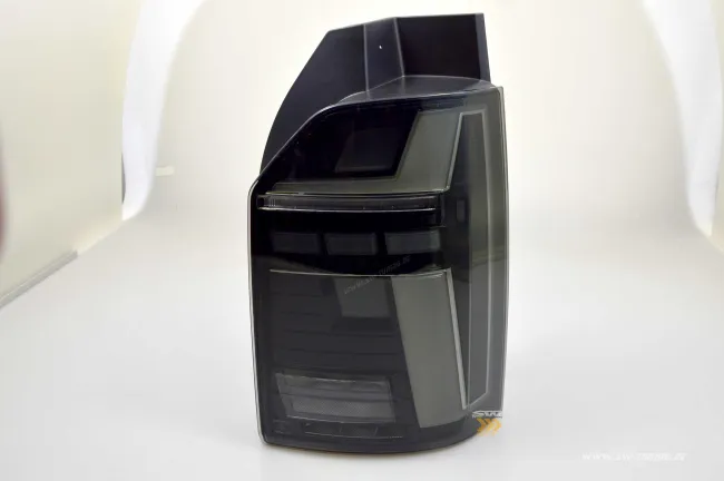 SWCeli LED Rückleuchten passend für VW T6 / T6.1 16-24 Black/smoke mit Wischblinker Upgrade