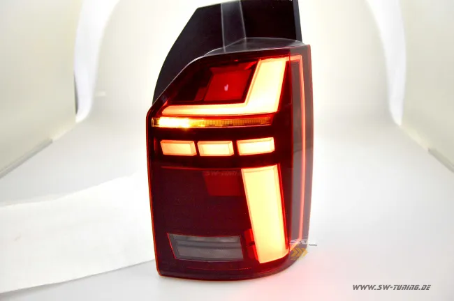 SWCeli LED Rückleuchten passend für VW T6 / T6.1 16-24 red mit Wischblinker Upgrade