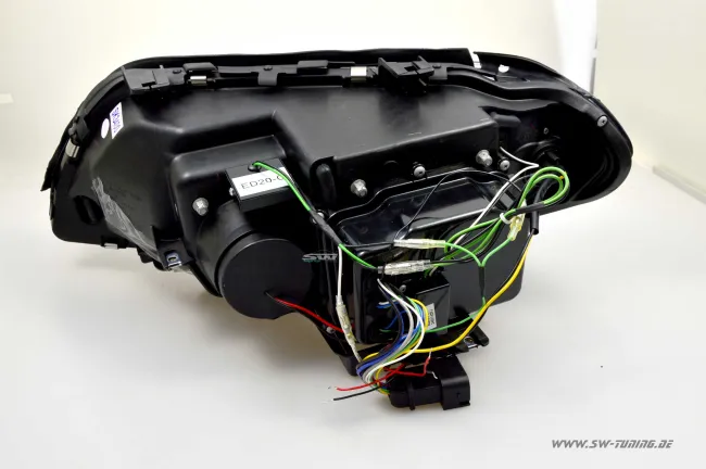 SW angel eye Xenon headlights suitable for BMW E53 LCI 03-07 X5 Facelift LED halo rims black